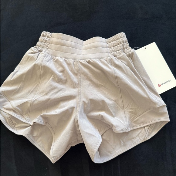 lululemon athletica - NWT Hotty Hot - size 0 - Picture 1 of 4